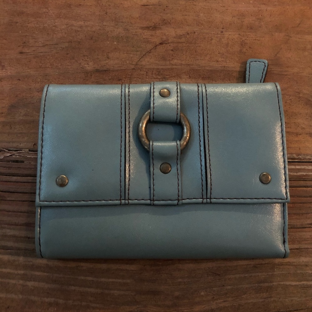 emilie m. Vegan wallet